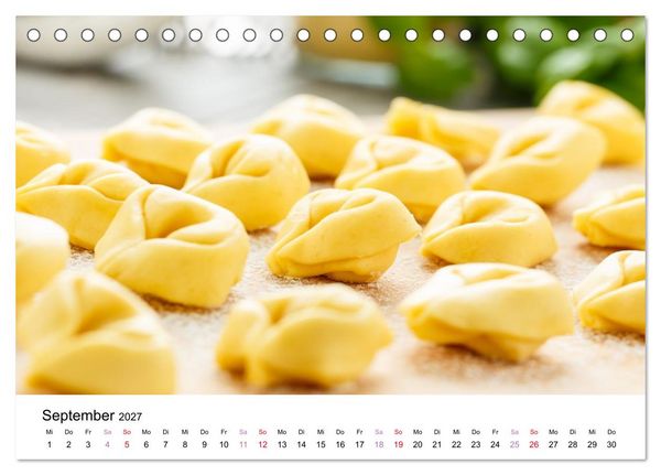 Produktbild: Zwischen Herd und Herz - Stimmungsvolle K&uuml;chenmomente f&uuml;r das ganze Jahr (Tischkalender 2027 DIN A5 quer), CALVENDO Monatskalender