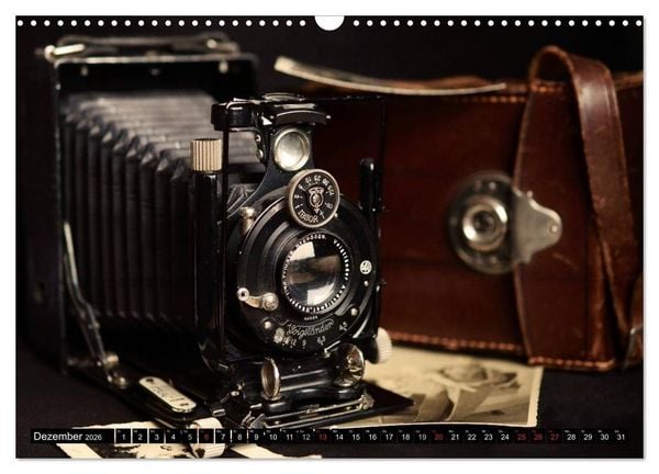Produktbild: Historische Fotoapparate (Wandkalender 2026 DIN A3 quer), CALVENDO Monatskalender