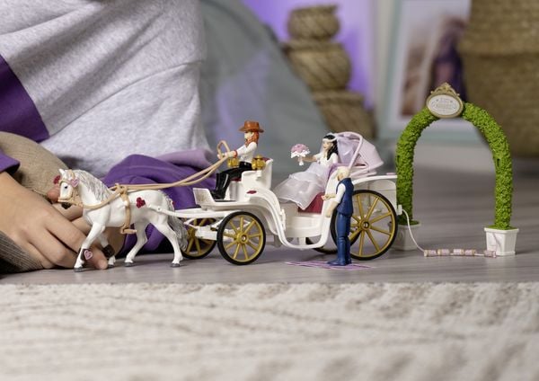 Produktbild: schleich&reg; Horse Club Hochzeitskutsche
