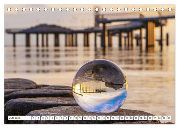 Produktbild: Lensball-Fotografie am Meer (Tischkalender 2026 DIN A5 quer), CALVENDO Monatskalender