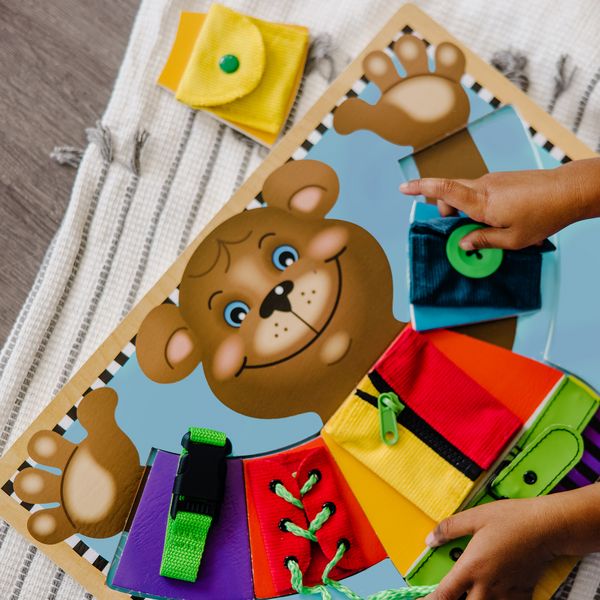 Produktbild: Zieh mich an B&auml;r Puzzletafel