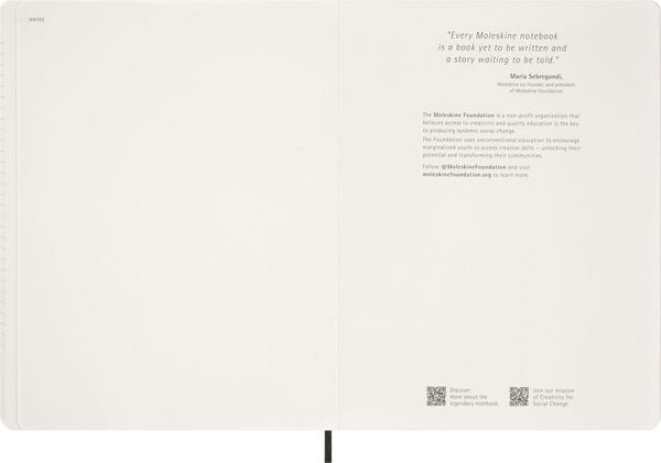 Produktbild: Moleskine 15 Monate Essential Wochenkalender 2026/2027, 1 Wo = 2 Seiten, vertikal, XXL, weicher Einband, Schwarz
