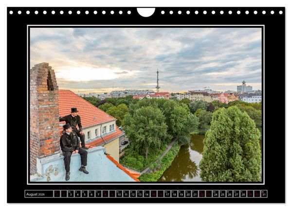 Produktbild: Schornsteinfeger &uuml;ber Berlin - Gl&uuml;ckseligkeit (Wandkalender 2026 DIN A4 quer), CALVENDO Monatskalender