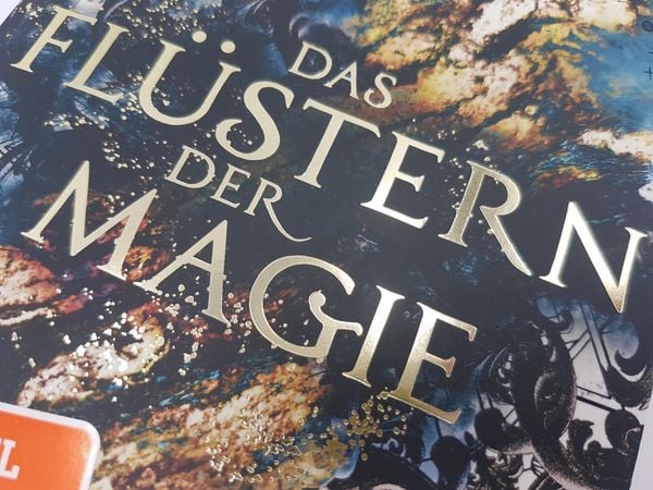 Produktbild: Das Fl&uuml;stern der Magie
