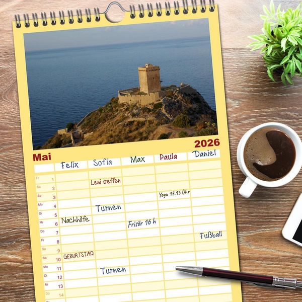 Produktbild: Familienplaner 2026 - Reisen ans Meer mit 5 Spalten (Wandkalender, 21 x 45 cm) CALVENDO
