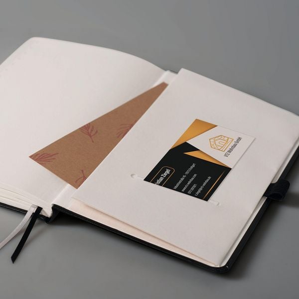 Produktbild: BRUNNEN 1075666907 Taschenkalender Kompagnon Mod. 756 66 2027 A6, Kunststoff, schwarz