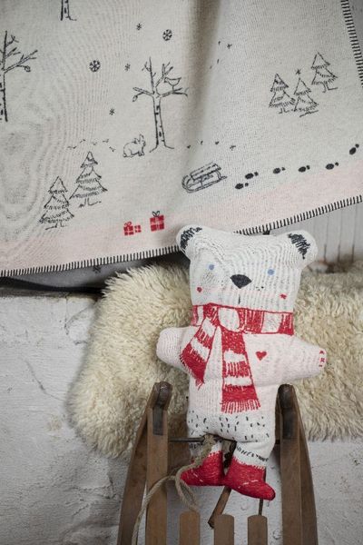 Produktbild: gef&uuml;lltes Kissen "Winterb&auml;r"