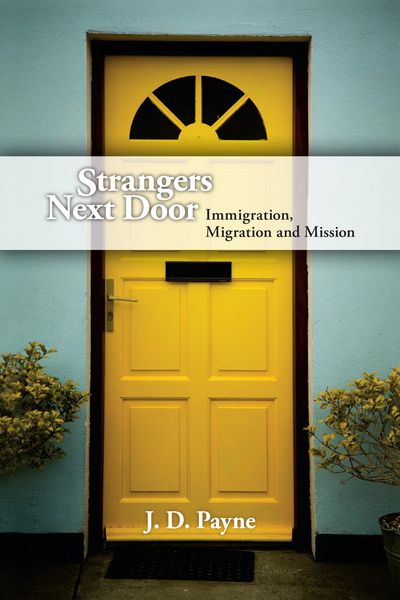 Produktbild: Strangers Next Door