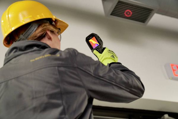 Produktbild: FLIR TG165-X MSX W&auml;rmebildkamera -25 bis +300 &deg;C 80 x 60 Pixel 8.7 Hz MSX&reg;, Integrierte LED-Lampe, integrierte Digitalkamera