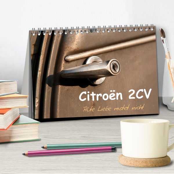 Produktbild: Citro&euml;n 2CV Alte Liebe rostet nicht (Tischkalender 2025 DIN A5 quer), CALVENDO Monatskalender