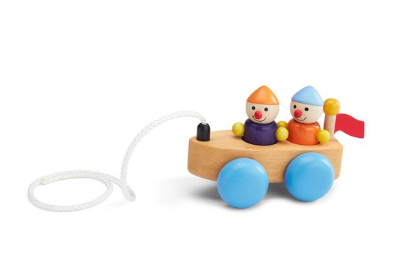 Produktbild: Pfingstweid - Spassboot Jenny aus Erle zum Nachziehen mit 2 flexiblen Stehwichten Moni und Susi, R&auml;der aus Buche, Holz