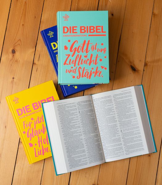 Produktbild: Schulbibel Einheits&uuml;bersetzung (dunkelblau)