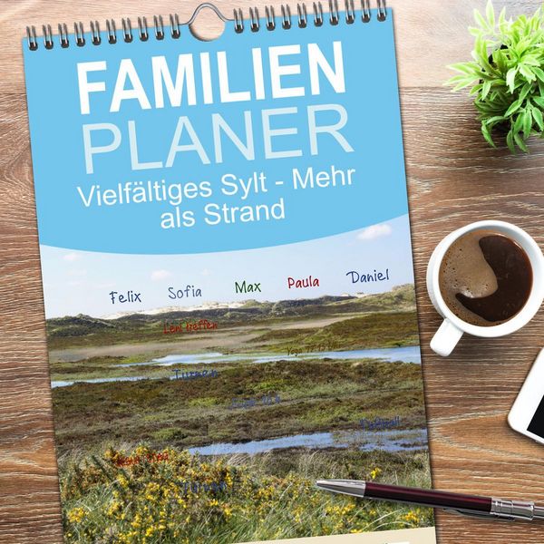 Produktbild: Familienplaner 2026 - Vielf&auml;ltiges Sylt - Mehr als Strand mit 5 Spalten (Wandkalender, 21 x 45 cm) CALVENDO