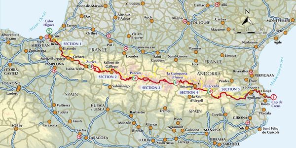Produktbild: Trekking the GR11 Trail