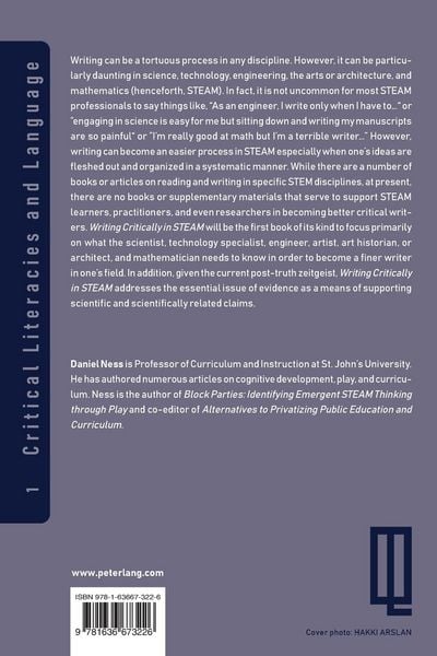 Produktbild: Writing Critically in STEAM