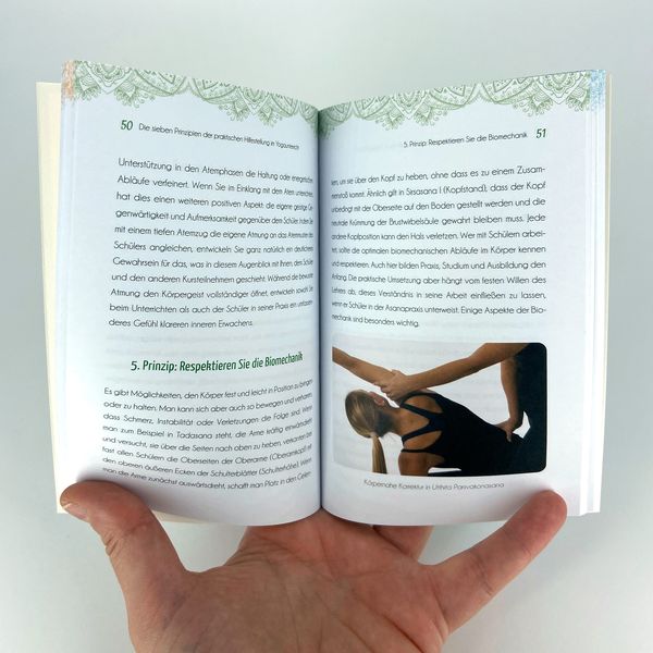 Produktbild: Yoga-Haltungen korrigieren &ndash; Kartenset