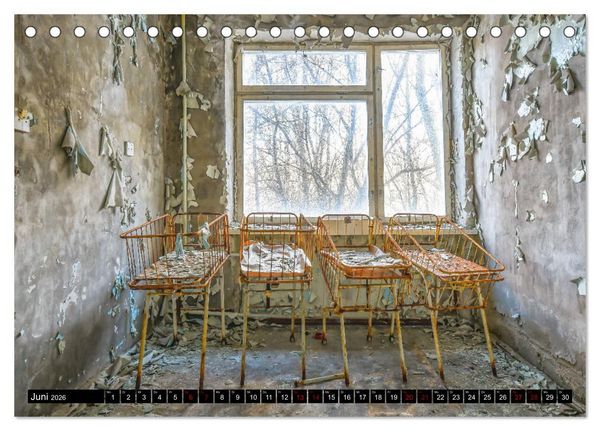 Produktbild: Tschernobyl - Prypjat - Die radioaktive Geisterstadt (Tischkalender 2026 DIN A5 quer), CALVENDO Monatskalender