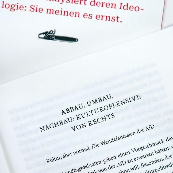 Produktbild: Attacke von rechts