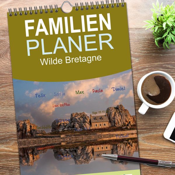 Produktbild: Familienplaner 2026 - Wilde Bretagne mit 5 Spalten (Wandkalender, 21 x 45 cm) CALVENDO