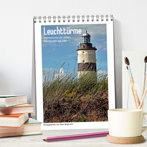 Produktbild: Leuchtt&uuml;rme - Impressionen der stillen Wachposten am Ufer (Tischkalender 2026 DIN A5 hoch), CALVENDO Monatskalender