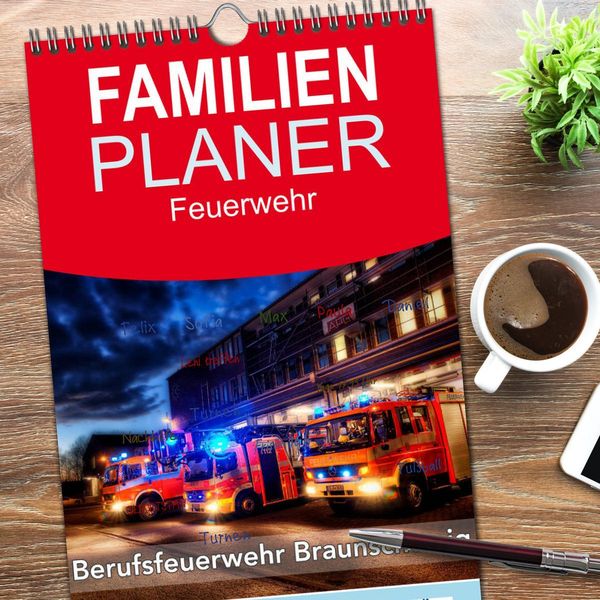 Produktbild: Familienplaner 2026 - Berufsfeuerwehr Braunschweig mit 5 Spalten (Wandkalender, 21 x 45 cm) CALVENDO