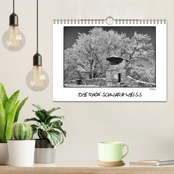 Produktbild: RH&Ouml;N SCHWARZ-WEISS (Wandkalender 2026 DIN A4 quer), CALVENDO Monatskalender
