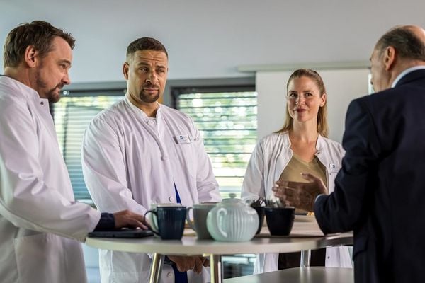 Produktbild: In aller Freundschaft - Die jungen &Auml;rzte, Staffel 11, Teil 1 (Folgen 421-438)