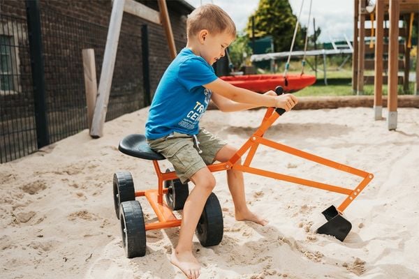 Produktbild: Bagger mit R&auml;dern