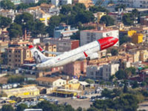 CALVENDO Puzzle Norwegian Boeing 737 auf Mallorca | 1000 Teile Lege-Größe 64x48cm Foto-Puzzle für glückliche Stunden