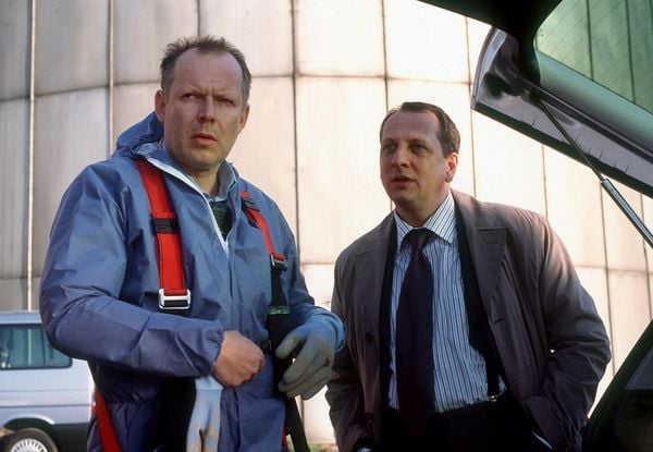 Produktbild: Tatort - Team Kiel (Borowski / Axel Milberg) - Staffel 1 (Folgen 1-14) (Fernsehjuwelen) [7 DVDs]