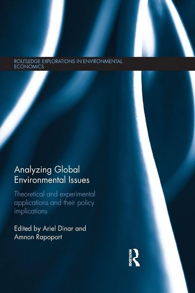 Produktbild: Analyzing Global Environmental Issues