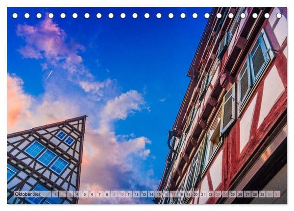 Produktbild: Leonberg - Altstadt in Abendstimmung (Tischkalender 2027 DIN A5 quer), CALVENDO Monatskalender