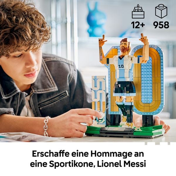 Produktbild: LEGO Editions 43015 Lionel Messi, Fu&szlig;balllegende, Bauset f&uuml;r Kinder; Fu&szlig;ball-Deko