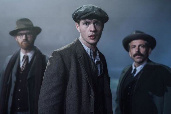 Produktbild: Bookish - Ein Mord spricht B&auml;nde. Die komplette erste Staffel [2 DVDs]