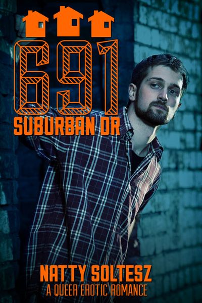 Produktbild: 691 Suburban Dr (The College St Series, #2)