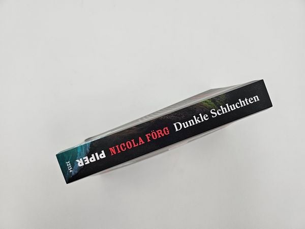 Produktbild: Dunkle Schluchten