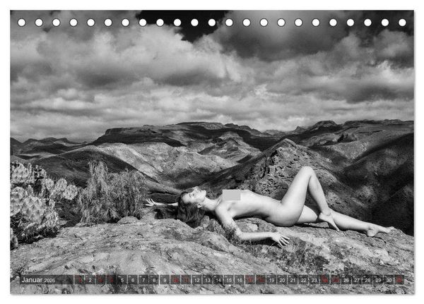 Produktbild: Girls and Nature (Tischkalender 2026 DIN A5 quer), CALVENDO Monatskalender