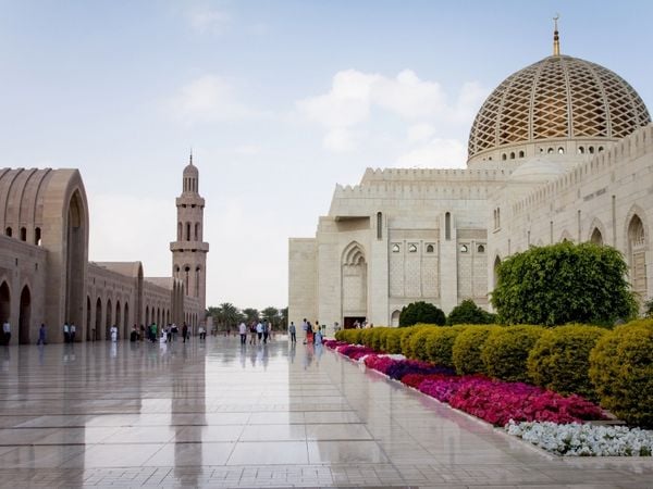 Produktbild: CALVENDO Puzzle Gro&szlig;e Sultan-Qabus-Moschee | 1000 Teile Lege-Gr&ouml;&szlig;e 64x48cm Foto-Puzzle f&uuml;r gl&uuml;ckliche Stunden