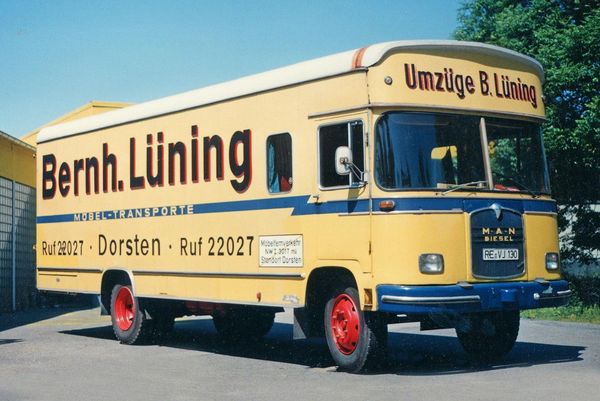 Produktbild: Jahrbuch Lastwagen 2026