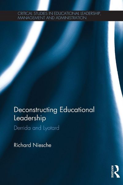 Produktbild: Deconstructing Educational Leadership