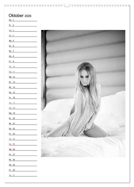 Produktbild: Mode in schwarz und wei&szlig; (Wandkalender 2026 DIN A2 hoch), CALVENDO Monatskalender