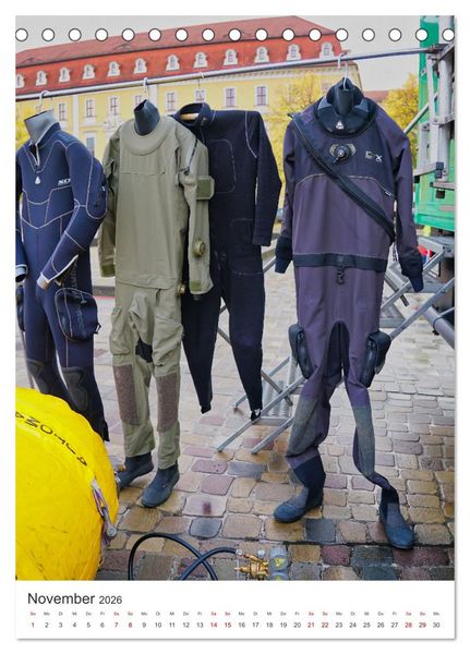Produktbild: Tag der Polizei (Tischkalender 2026 DIN A5 hoch), CALVENDO Monatskalender