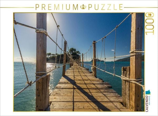 Produktbild: CALVENDO Puzzle Zur kleinen Insel "Agios Sostis" f&uuml;hrt im Sommer ein langer Steg | 1000 Teile Lege-Gr&ouml;&szlig;e 64x48cm Foto-Puzzle f&uuml;r gl&uuml;ckliche Stunden