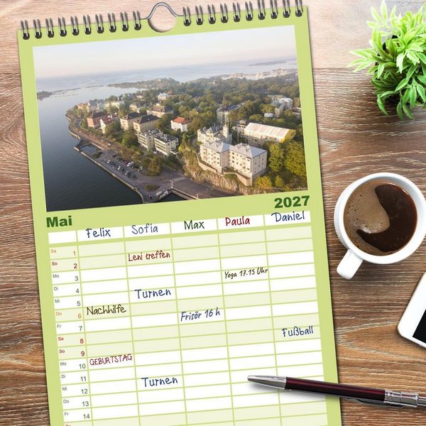 Produktbild: Familienplaner 2027 - Helsinki - Eine wundersch&ouml;ne Reise in die finnische Hauptstadt. mit 5 Spalten (Wandkalender, 21 x 45 cm) CALVENDO