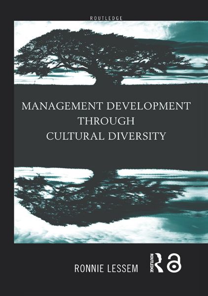 Produktbild: Management Development Through Cultural Diversity