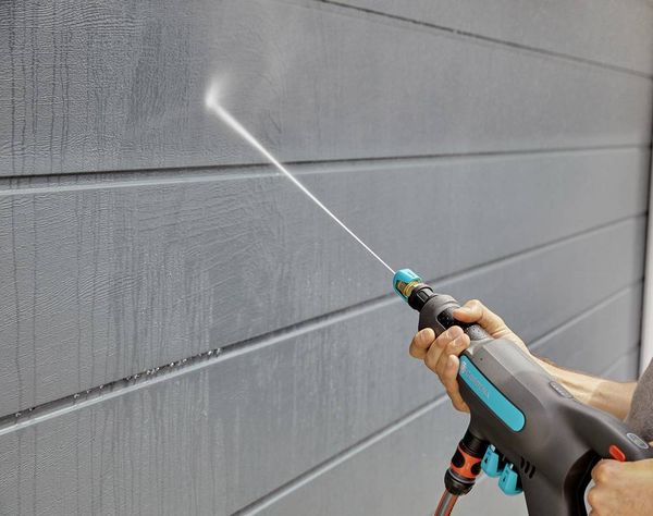 Produktbild: GARDENA AquaClean 24/18V Premium Set Mitteldruckreiniger 24 bar