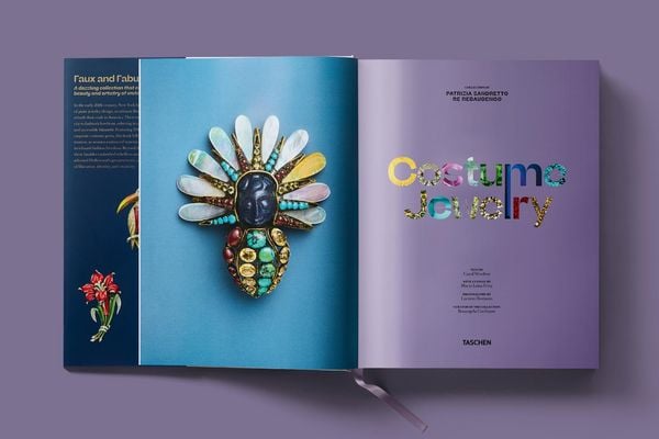 Produktbild: Costume Jewelry