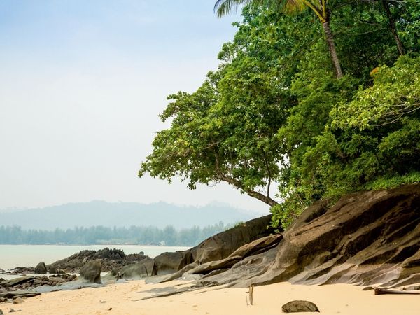 Produktbild: CALVENDO Puzzle White Sands Beach Khao Lak | 1000 Teile Lege-Gr&ouml;&szlig;e 64x48cm Foto-Puzzle f&uuml;r gl&uuml;ckliche Stunden