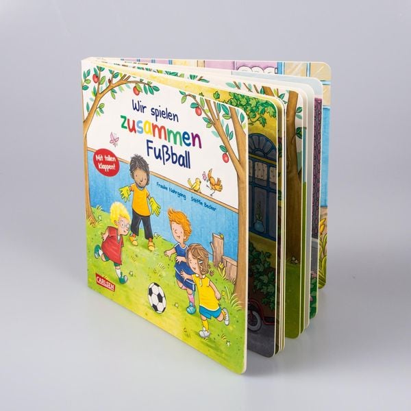 Produktbild: Wir spielen zusammen Fu&szlig;ball