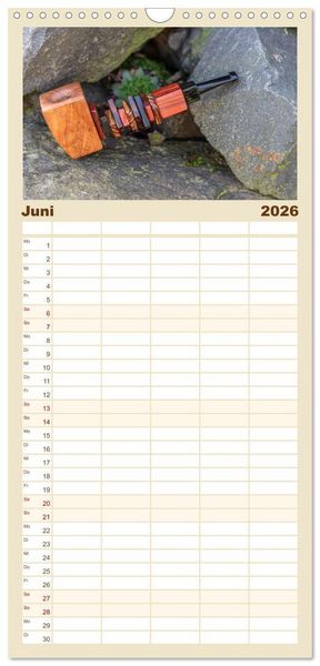 Produktbild: Familienplaner 2026 - Tabakpfeifenkunst mit 5 Spalten (Wandkalender, 21 x 45 cm) CALVENDO